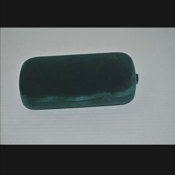 Gucci Authentic Velvet Hard Sunglass Eyeglass Case With Satin Pouch Green - Picture 3 of 3